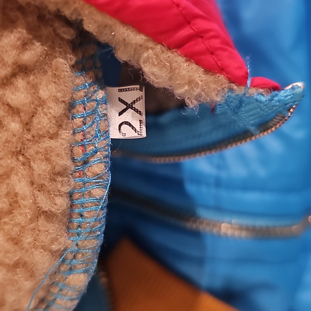 Colorful Light Waight Jacket with Hood, New And Has'nt Been Worn - Picture 5 of 6